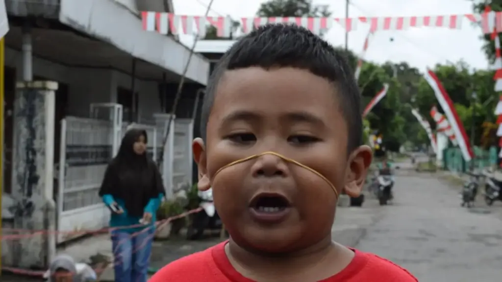 Lomba Lepasin Karet Wajah
